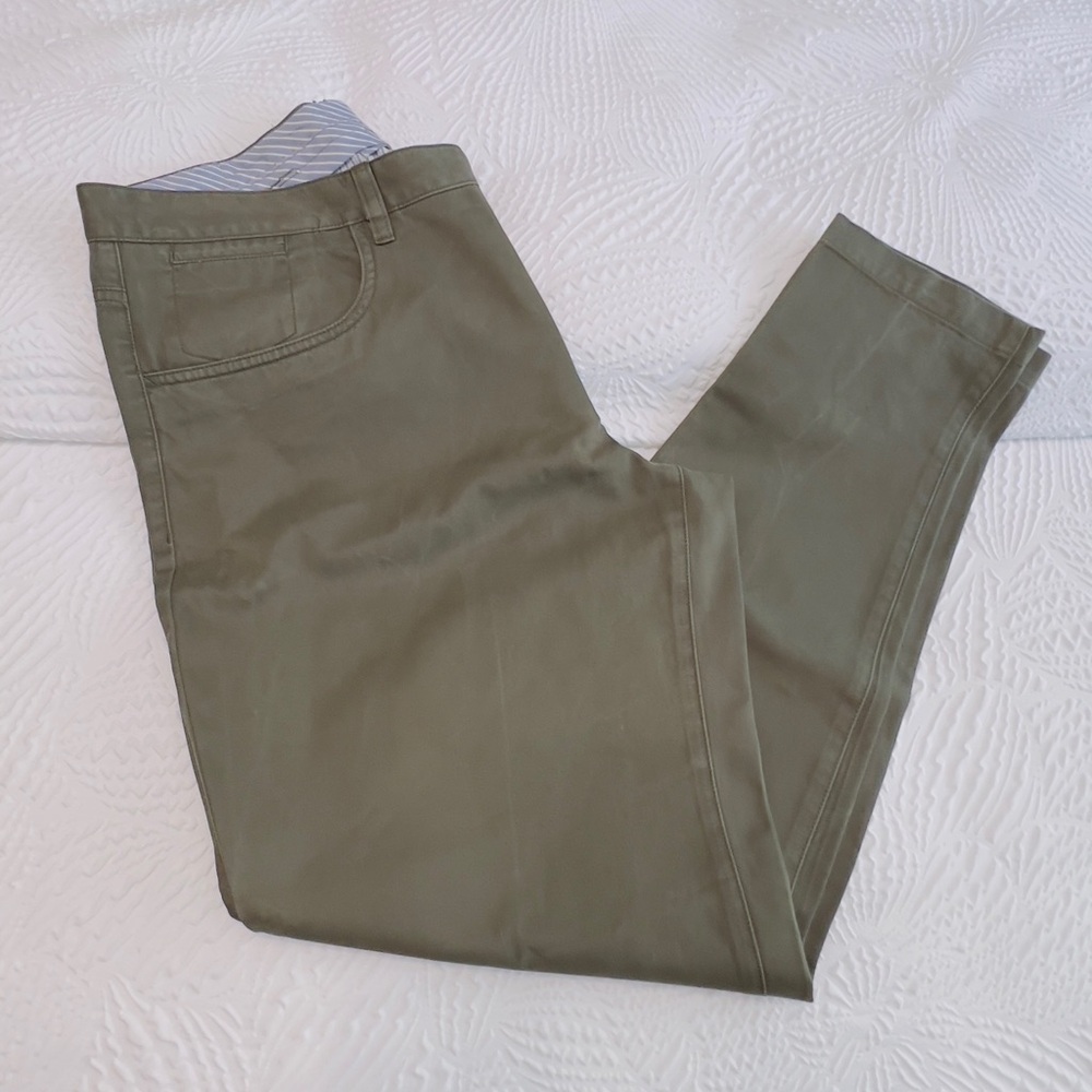 SAKS FIFTH AVENUE: Olive Khakis - Size 36